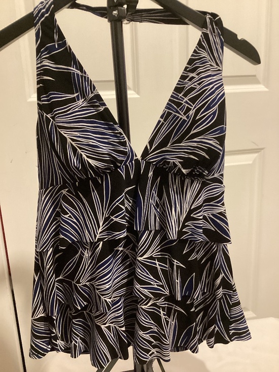 Caribbean Joe Other - Caribbean Joe halter bust support ruffled tiered swim top